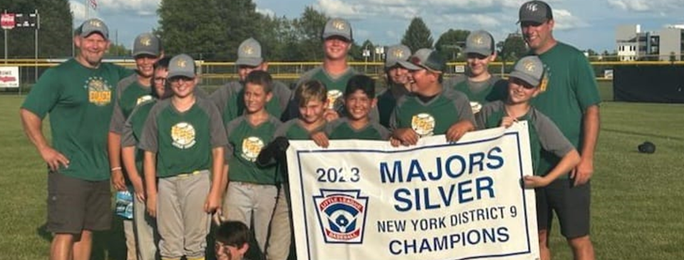 Lee is the 2023 New York District 9 Majors Silver CHAMPS!!! 