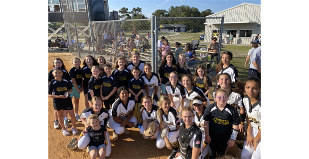 Topsail Softball Family