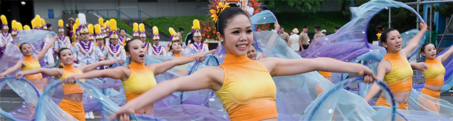 Shu-te High School Parade Performance