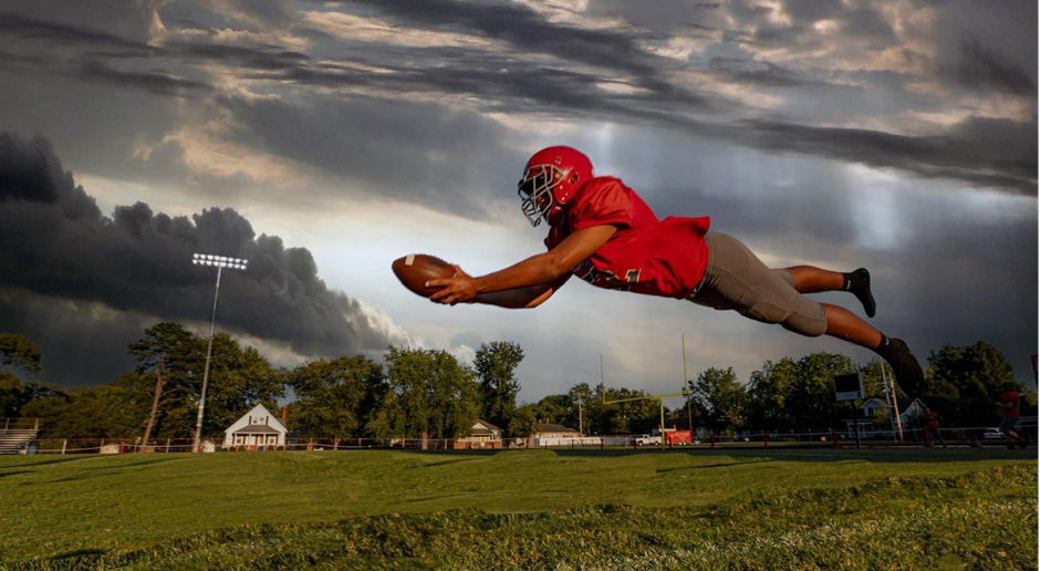 Diving Catch